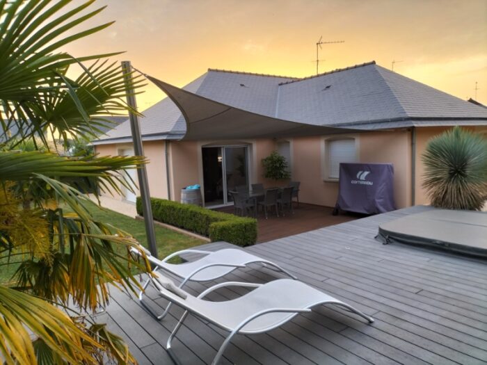 voile d'ombrage triangle jardin
